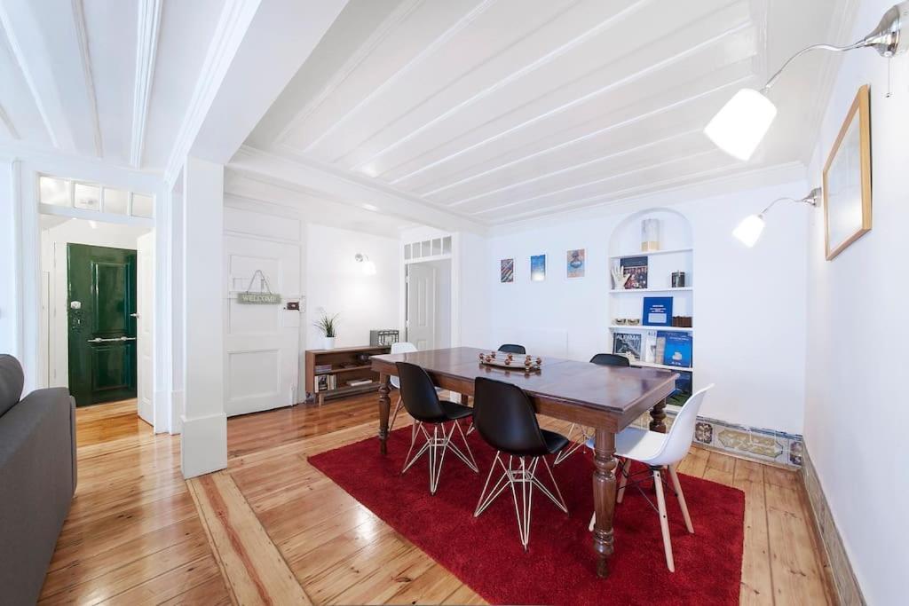 Charming 2 Bedroom Apartment Avenida Da Liberdade Lisboa Exteriör bild