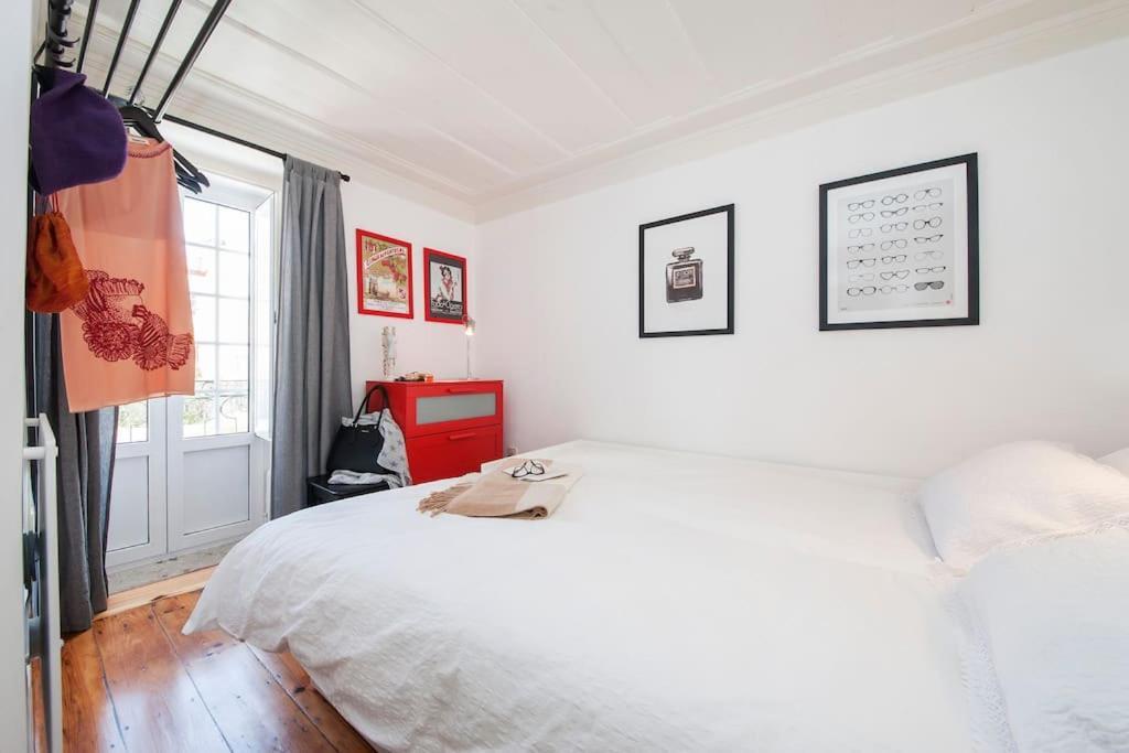 Charming 2 Bedroom Apartment Avenida Da Liberdade Lisboa Exteriör bild