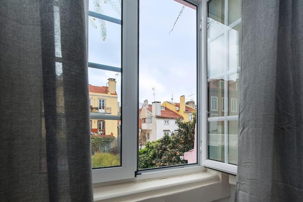 Charming 2 Bedroom Apartment Avenida Da Liberdade Lisboa Exteriör bild