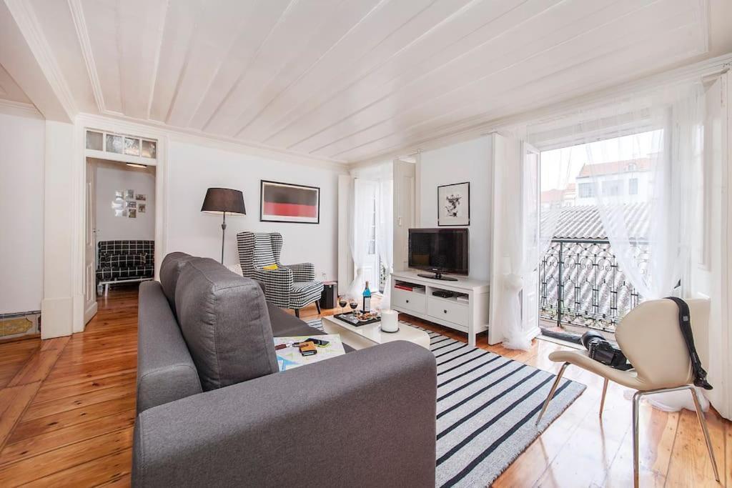 Charming 2 Bedroom Apartment Avenida Da Liberdade Lisboa Exteriör bild