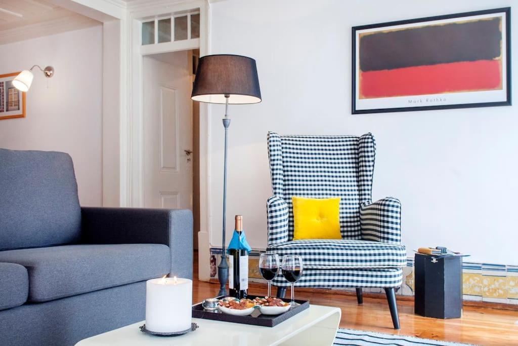 Charming 2 Bedroom Apartment Avenida Da Liberdade Lisboa Exteriör bild