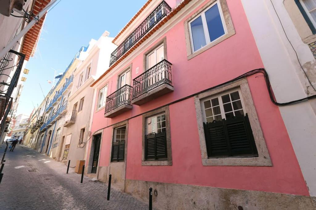 Charming 2 Bedroom Apartment Avenida Da Liberdade Lisboa Exteriör bild
